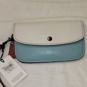 NWT ~COACH 1941 Glovetanned Chalk Colorblock Wristlet Wallet